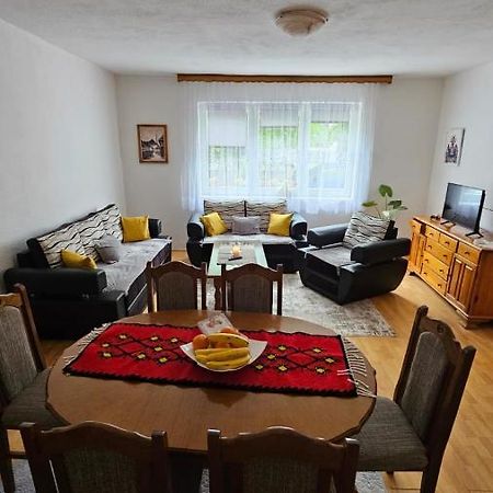Apartman Naza Kulen Vakuf Exterior photo